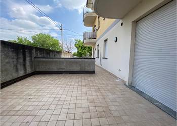 Recente trilocale con terrazzo! 